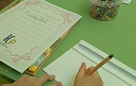 Dzień Przyjaciela wśr&oacute;d książek w Filii nr 4 11
