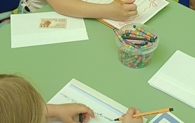 Dzień Przyjaciela wśr&oacute;d książek w Filii nr 4 12