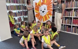 Wakacyjna lekcja biblioteczna w Filii nr 6 3