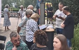 Publikacje wydawnictwa Książnicy Pruszkowskiej na rocznicy Powstania Warszawskiego. 3