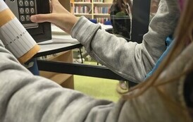 Cyfry i liczby &ndash; odkrywamy świat matematyki z Lokomotywą! relacja z warsztat&oacute;w Projektu Biblioteka- Portal Odkrywc&oacute;w. &bdquo;Biblioteka &ndash; Portal Odkrywc&oacute;w. Poznajemy świat przez doświadczenie&rdquo; 1