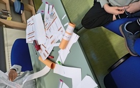 Cyfry i liczby &ndash; odkrywamy świat matematyki z Lokomotywą! relacja z warsztat&oacute;w Projektu Biblioteka- Portal Odkrywc&oacute;w. &bdquo;Biblioteka &ndash; Portal Odkrywc&oacute;w. Poznajemy świat przez doświadczenie&rdquo; 22