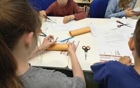 Cyfry i liczby &ndash; odkrywamy świat matematyki z Lokomotywą! relacja z warsztat&oacute;w Projektu Biblioteka- Portal Odkrywc&oacute;w. &bdquo;Biblioteka &ndash; Portal Odkrywc&oacute;w. Poznajemy świat przez doświadczenie&rdquo; 27