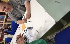 Magnes i pole magnetyczne &ndash; naukowa przygoda z Nelą na kole podbiegunowym! 5