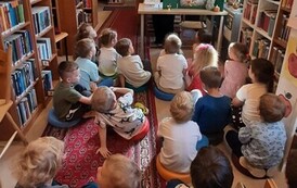 Wizyta Grupy Kolorowej z Przedszkola nr 8 w Pruszkowie w Filii nr 1! 4