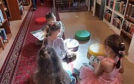 Wizyta Grupy Kolorowej z Przedszkola nr 8 w Pruszkowie w Filii nr 1! 6