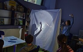 Światło i cień - teatr cieni. Relacja z warsztat&oacute;w Projektu Biblioteka - Portal Odkrywc&oacute;w. &bdquo;Biblioteka &ndash; Portal Odkrywc&oacute;w. Poznajemy świat przez doświadczenie&rdquo; 9