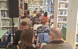 KONCERT &ldquo;CISZA, DŹWIĘKI I INNE PIOSENKI&rdquo; - SYLWIA BIERNAT w Oddziale dla Dorosłych i Młodzieży (Biblioteka Gł&oacute;wna)  3