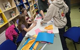 Aerodynamika &ndash; dlaczego to lata? Kosmiczna wyprawa z Pilotem Pirxem! Relacja z warsztat&oacute;w w ramach projektu &bdquo;Biblioteka &ndash; Portal Odkrywc&oacute;w. Poznajemy świat przez doświadczenie&rdquo; 15