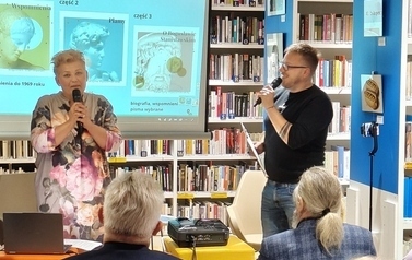 Spotkanie autorskie z Katarzyną Wyszomierską w Bibliotece Głownej - Oddziale dla Młodzieży i Dorosłych 23