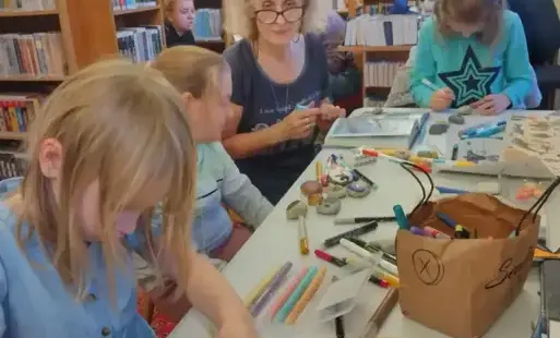 Warsztaty Marynistyczne i Lekcja Biblioteczna w Filii nr 1